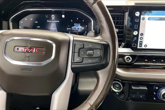 Used 2022 GMC Sierra 1500 SLT w/ SLT Premium Plus Package AWD/4WD image 21