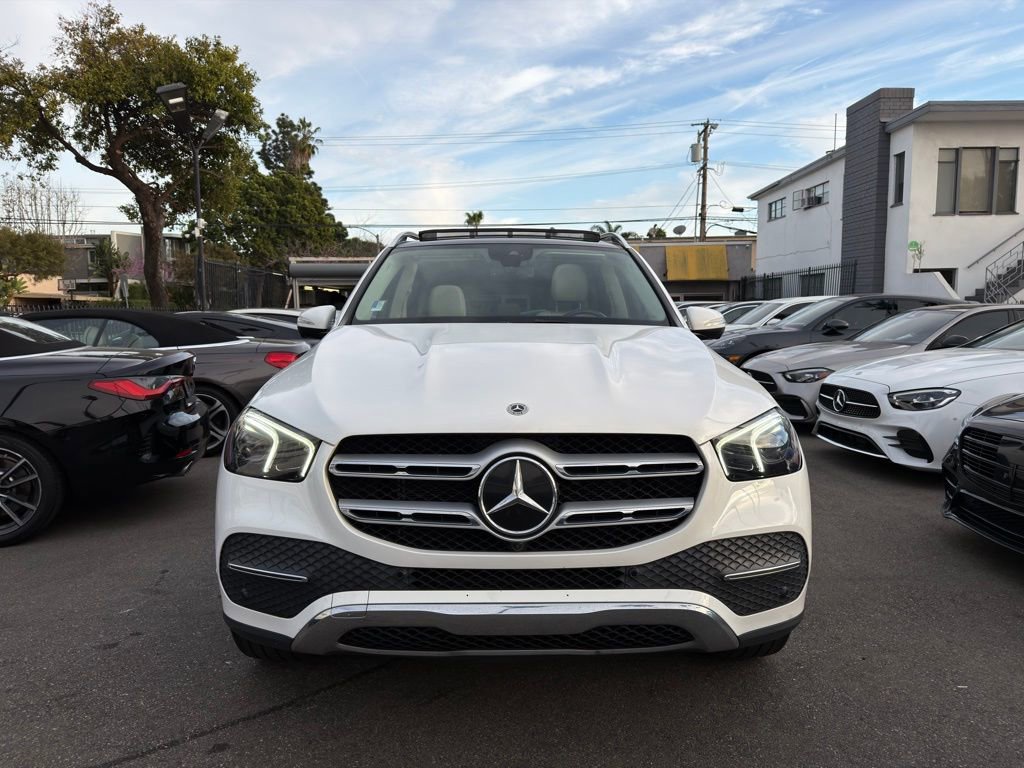 Used 2022 Mercedes-Benz GLE 350 w/ Premium Package image 2
