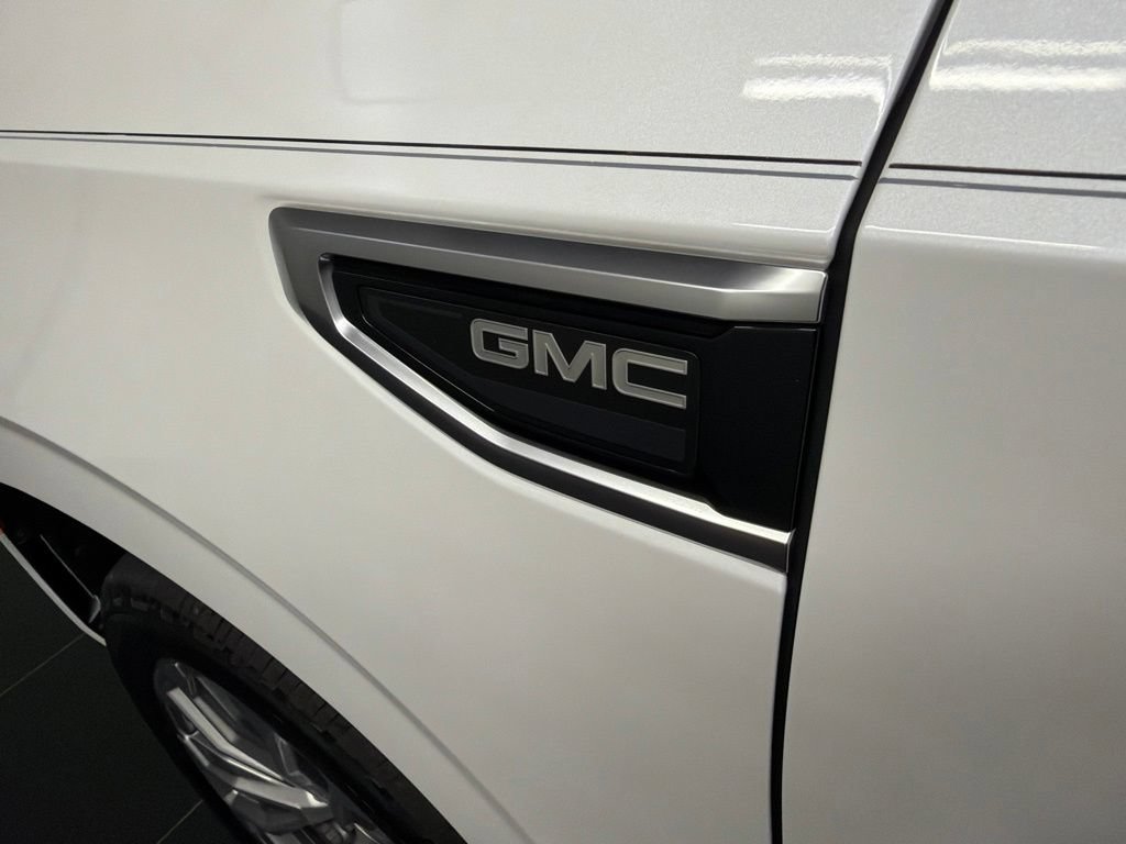 Used 2022 GMC Yukon Denali AWD/4WD image 42