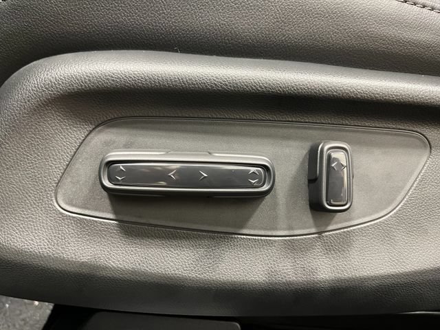 New 2026 Honda HR-V EX-L image 13