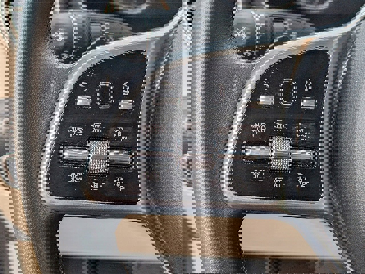 Used 2022 Mercedes-Benz GLC 300 w/ Premium Package Lite image 21