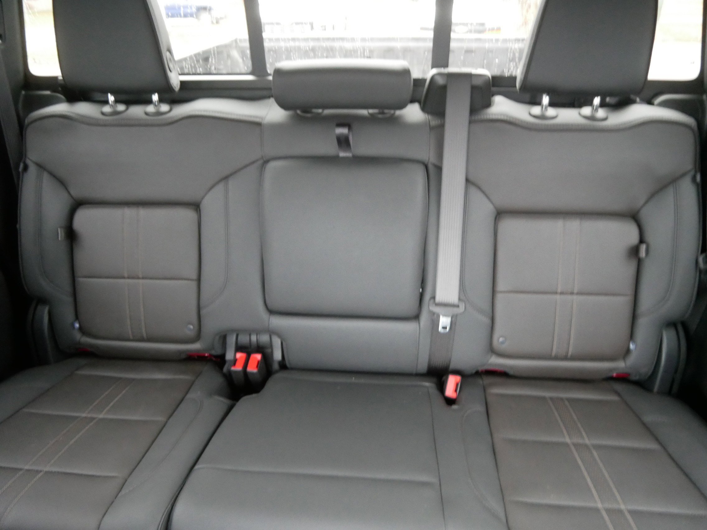 Certified 2025 Chevrolet Silverado 1500 High Country w/ Technology Package image 13