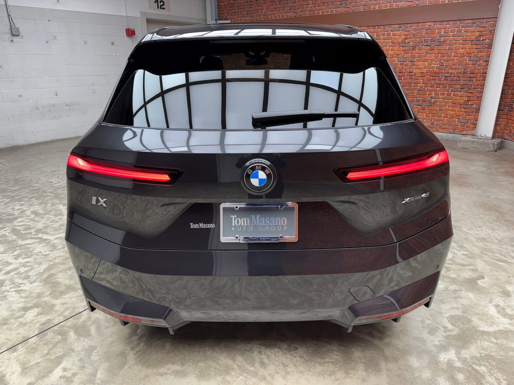 Used 2026 BMW iX xDrive45 image 4
