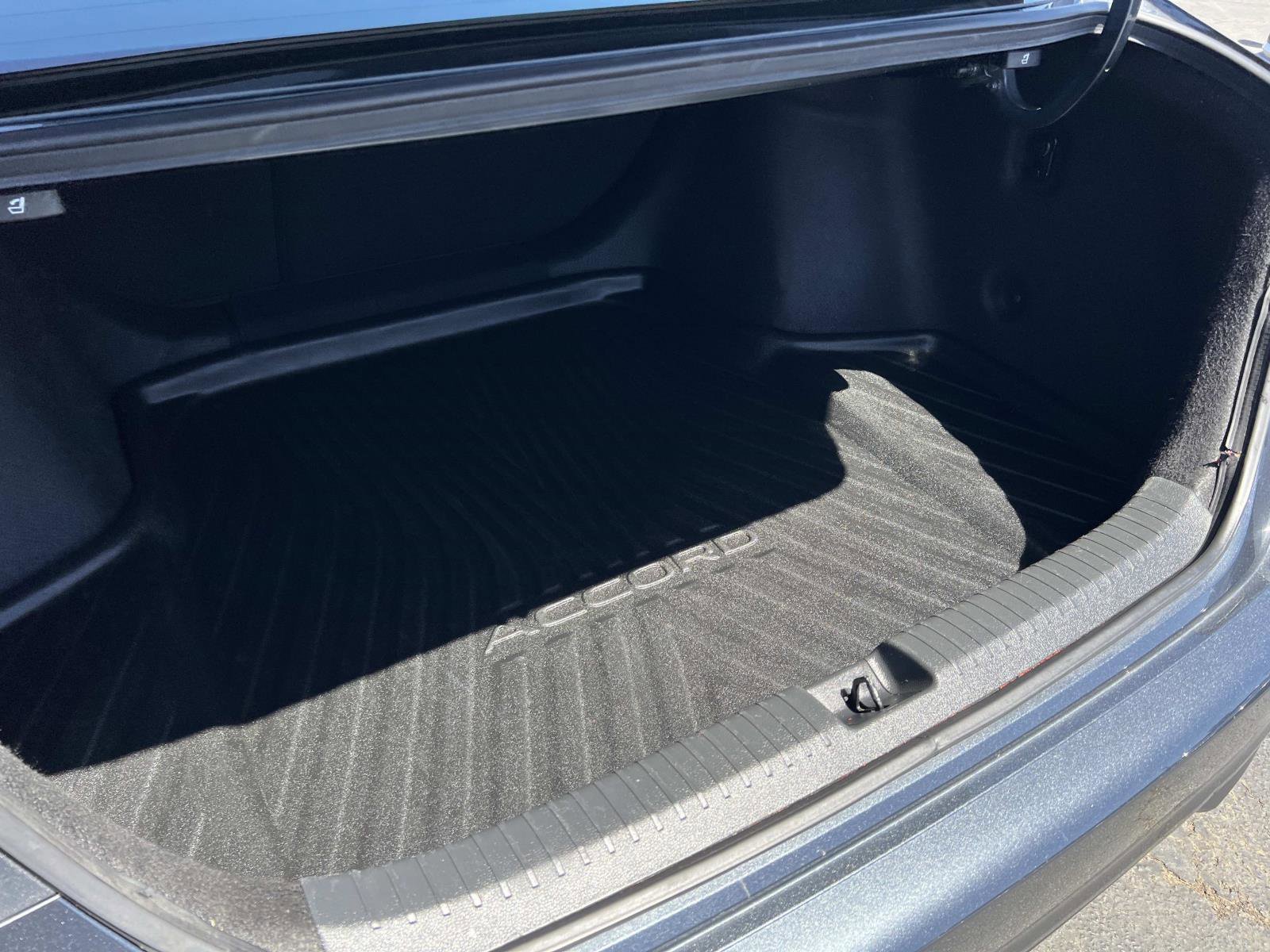 Certified 2024 Honda Accord EX image 22