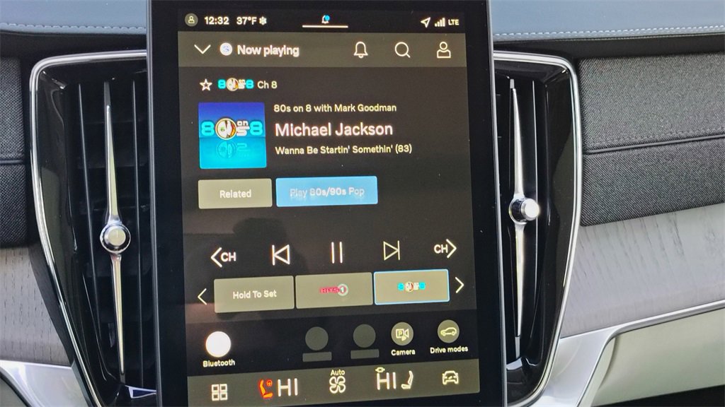 New 2026 Volvo XC90 B6 Ultra image 21