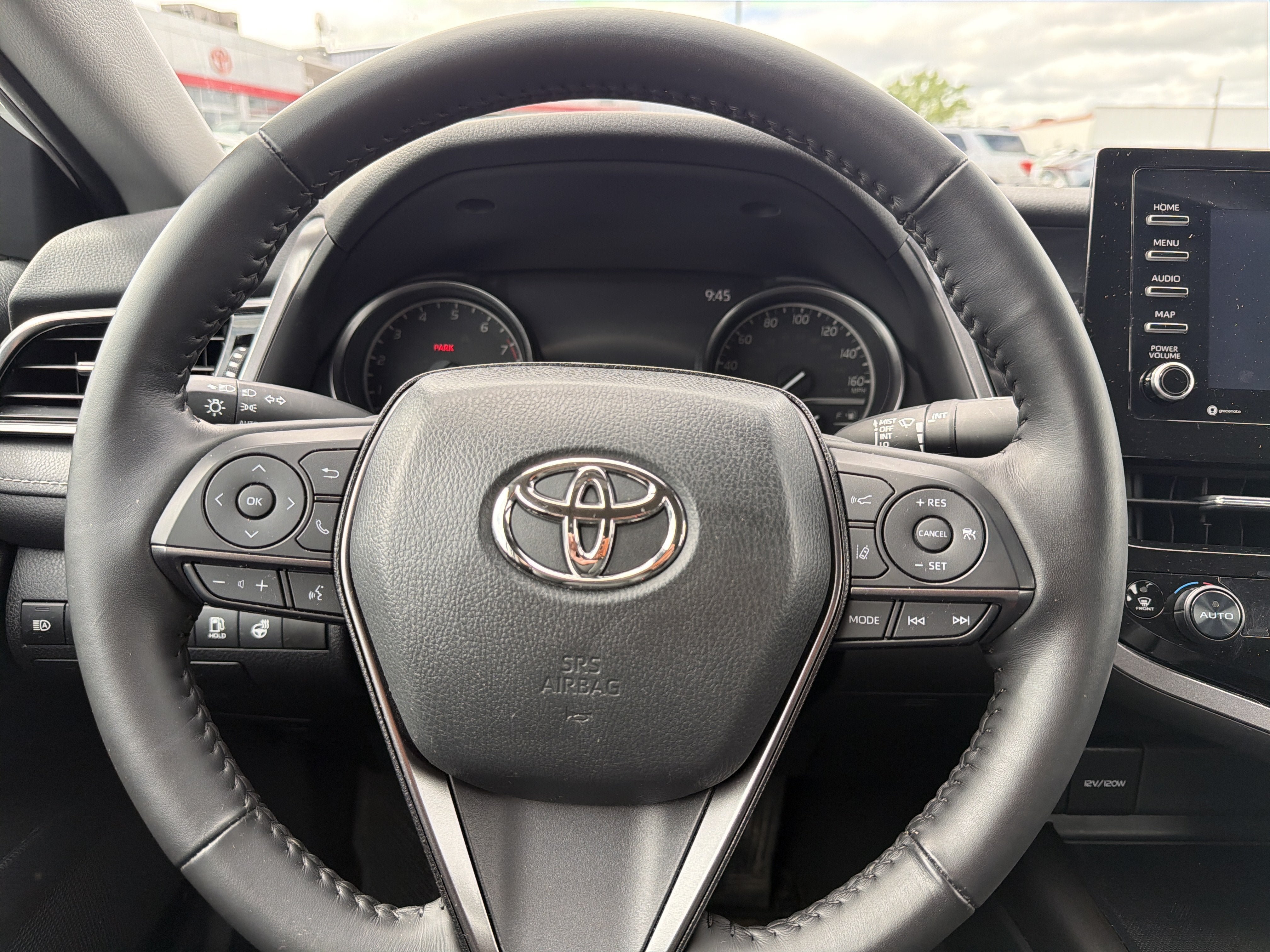 Used 2023 Toyota Camry SE w/ Cold Weather Package AWD/4WD image 13