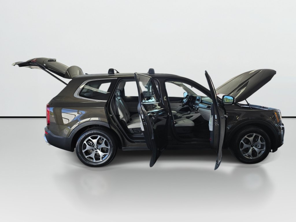 Used 2020 Kia Telluride EX AWD/4WD image 9