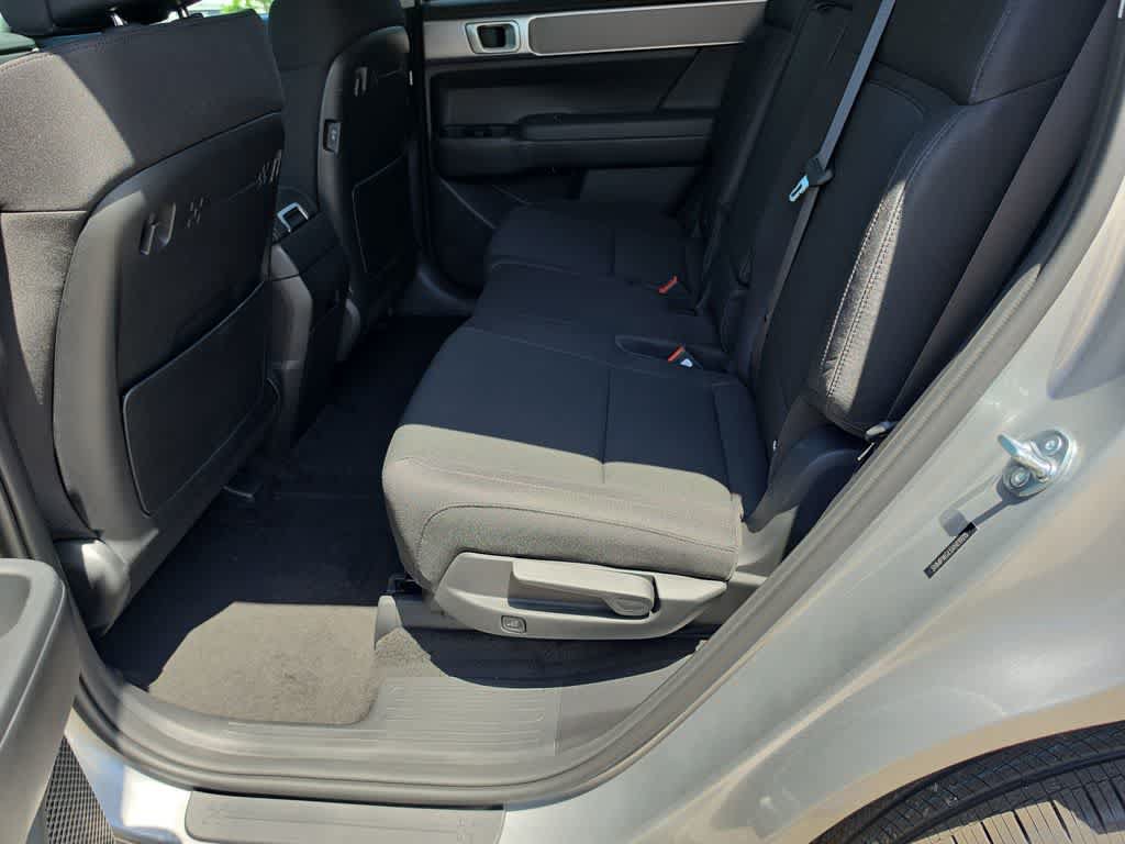 New 2027 Hyundai Santa Fe SE FWD image 20