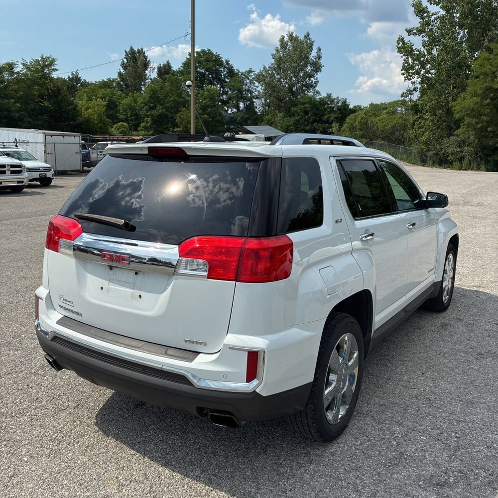 Used 2016 GMC Terrain SLT w/ Open Road Package AWD/4WD image 3