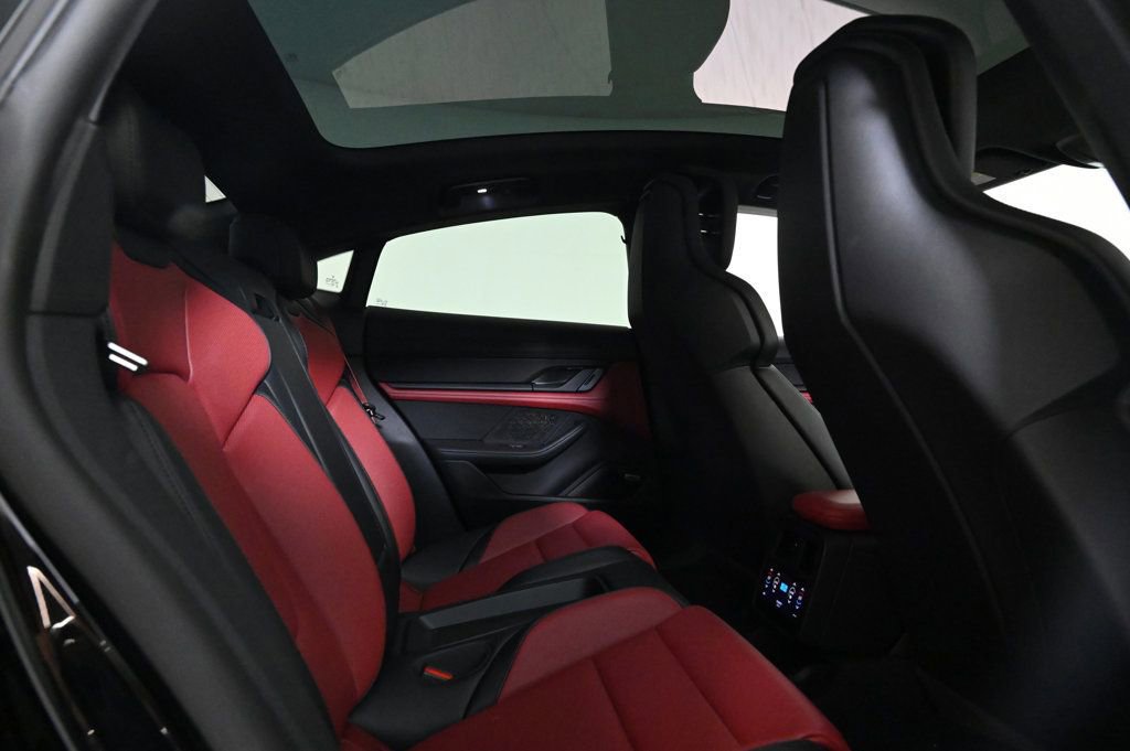 Used 2025 Porsche Taycan 4S image 19