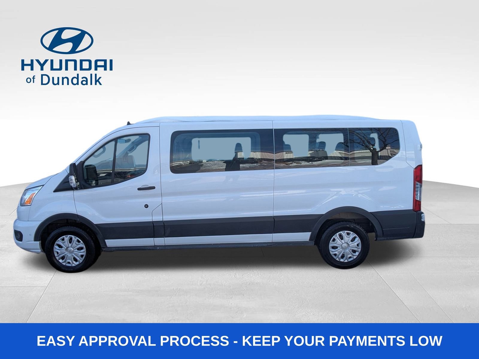 Used 2022 Ford Transit 350 XLT image 2