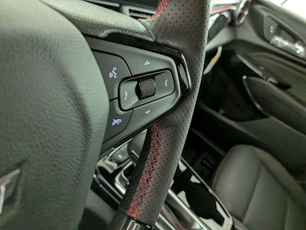 New 2026 Chevrolet Trax RS w/ Driver Confidence Package FWD image 22