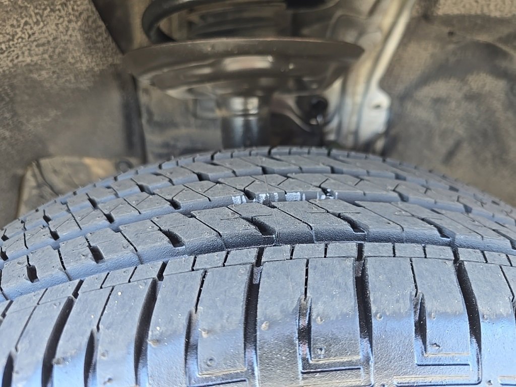 Used 2022 Toyota RAV4 LE image 32