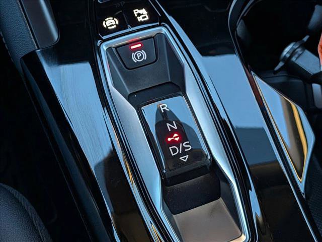 Used 2025 Audi Q5 Premium w/ Convenience Package image 12