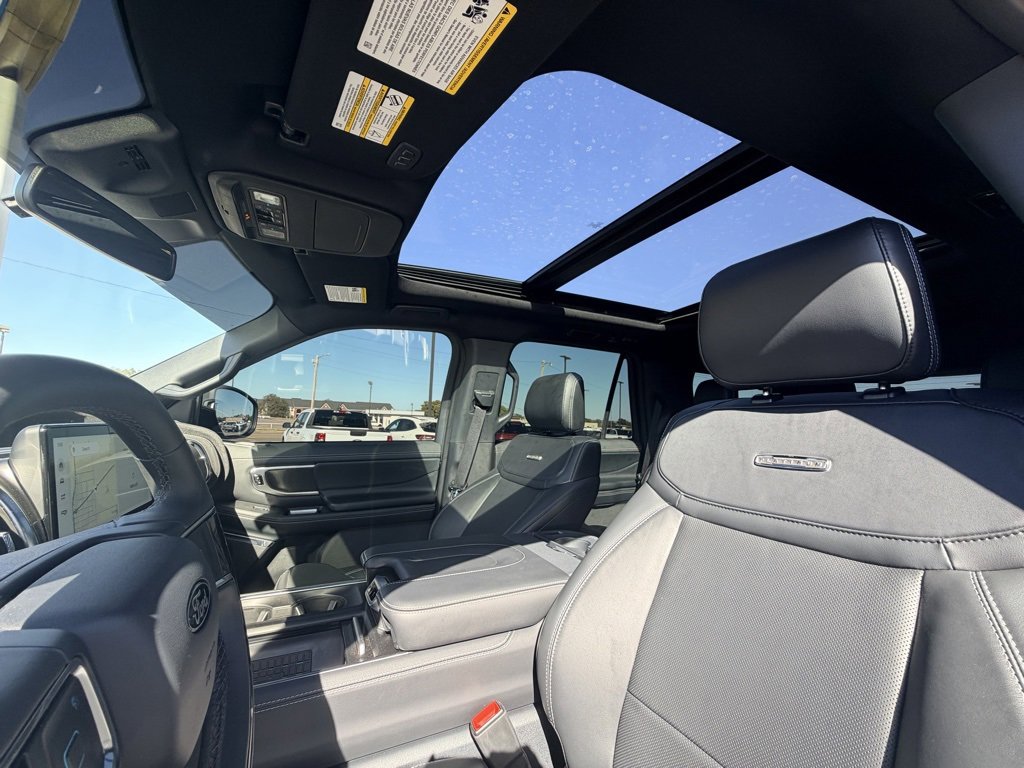 Used 2025 Ford Expedition Platinum w/ Stealth Appearance Package image 22