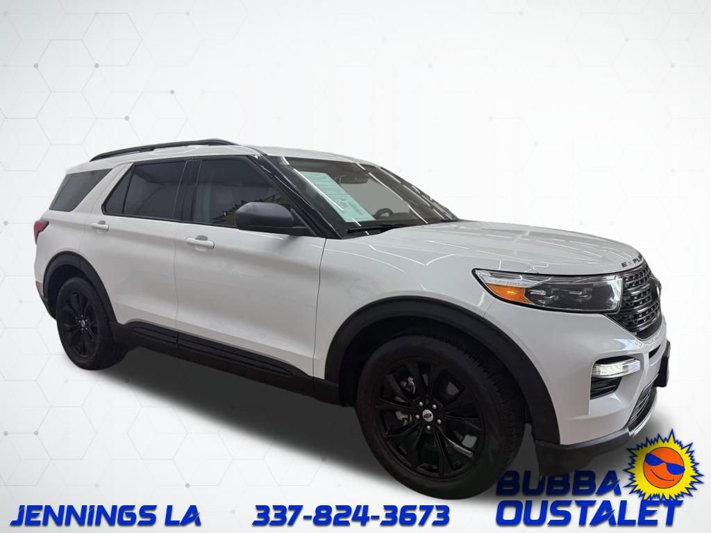 Used 2023 Ford Explorer XLT w/ Equipment Group 202A image 6