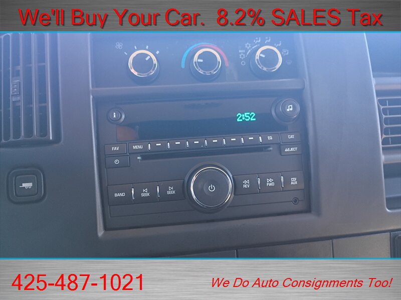 Used 2018 Chevrolet Express 2500 w/ Driver Convenience Package RWD image 22