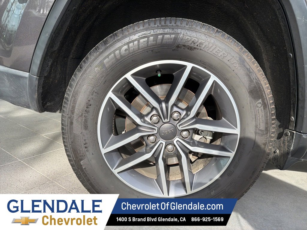 Used 2020 Jeep Grand Cherokee Limited image 29