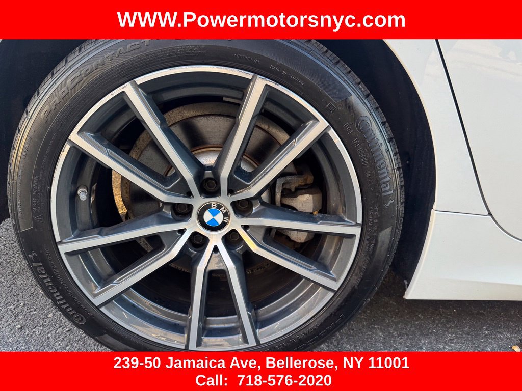 Used 2021 BMW 330i xDrive Sedan w/ Premium Package AWD/4WD image 16