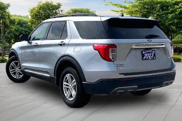 Certified 2023 Ford Explorer XLT w/ Equipment Group 202A AWD/4WD image 2