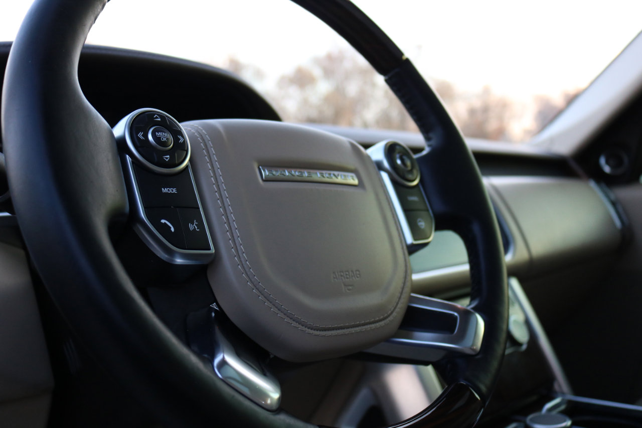 Used 2016 Land Rover Range Rover Supercharged image 24