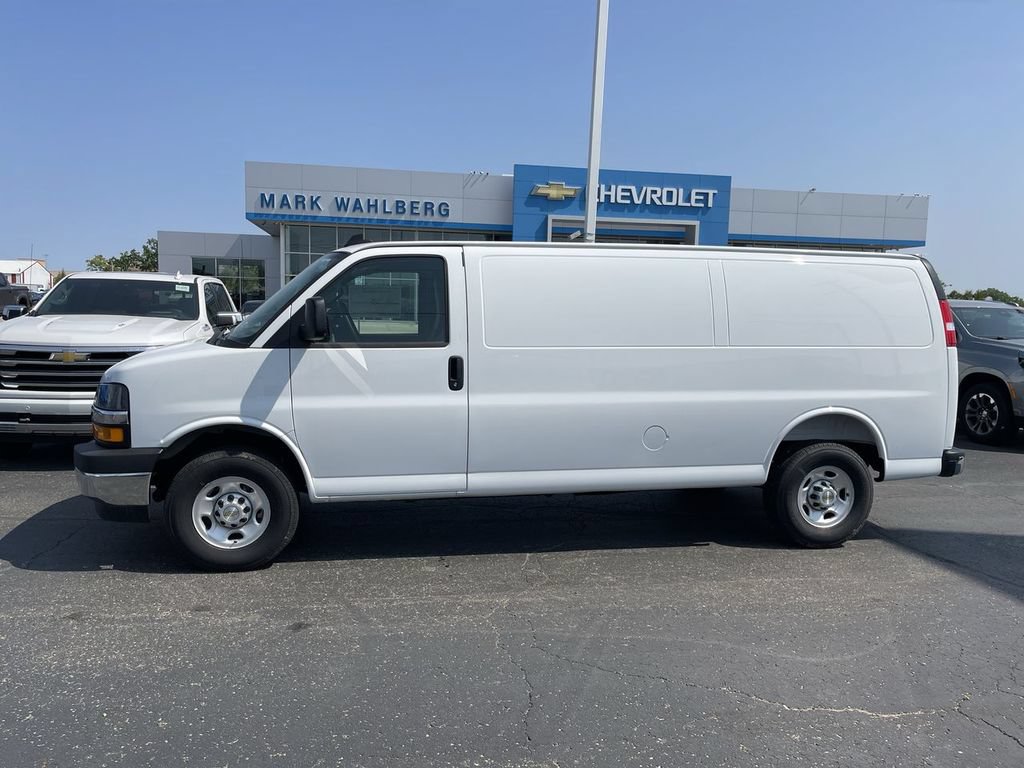 New 2025 Chevrolet Express 3500 Extended w/ Driver Convenience Package RWD image 3