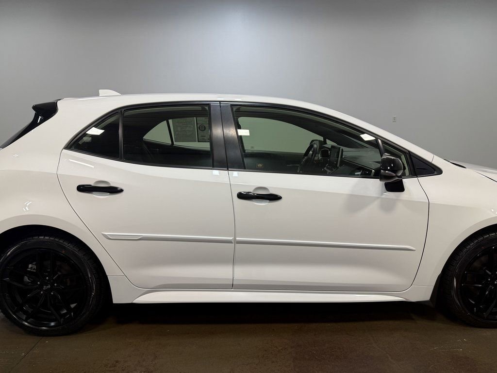 Used 2021 Toyota Corolla SE image 34