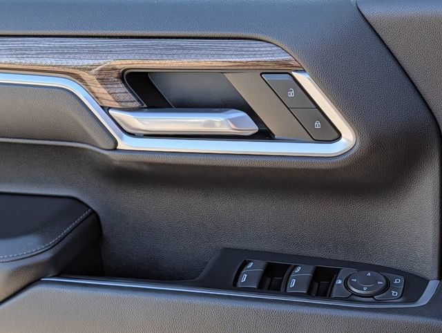 Used 2022 Chevrolet Silverado 1500 RST AWD/4WD image 23