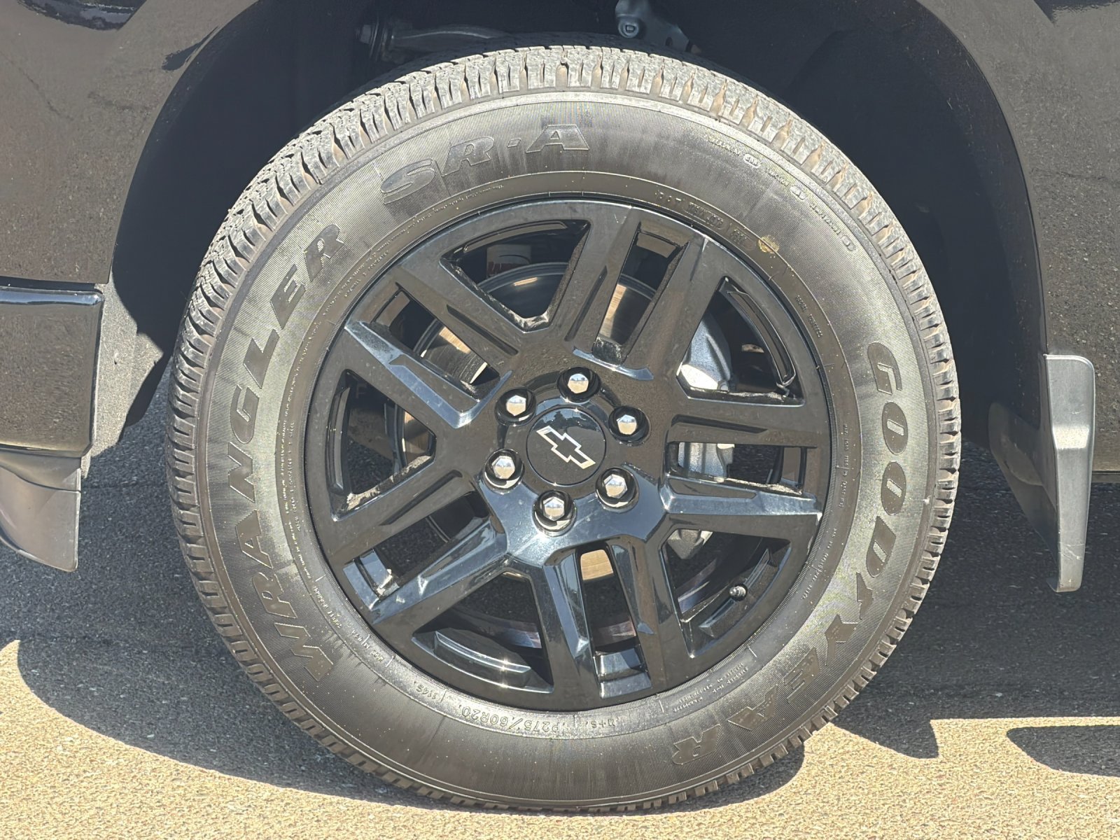 Used 2023 Chevrolet Silverado 1500 RST AWD/4WD image 35