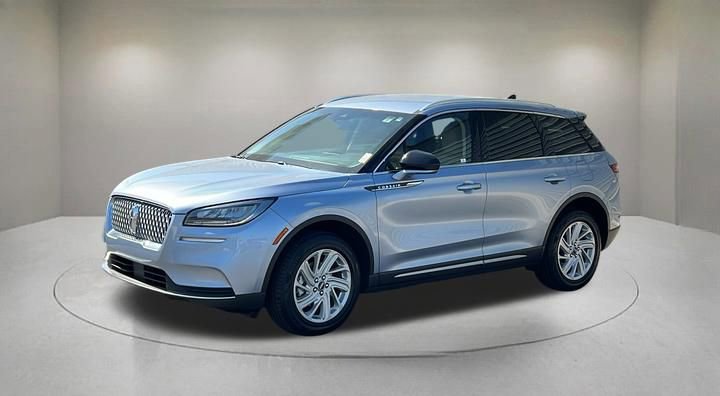 Certified 2022 Lincoln Corsair FWD image 2