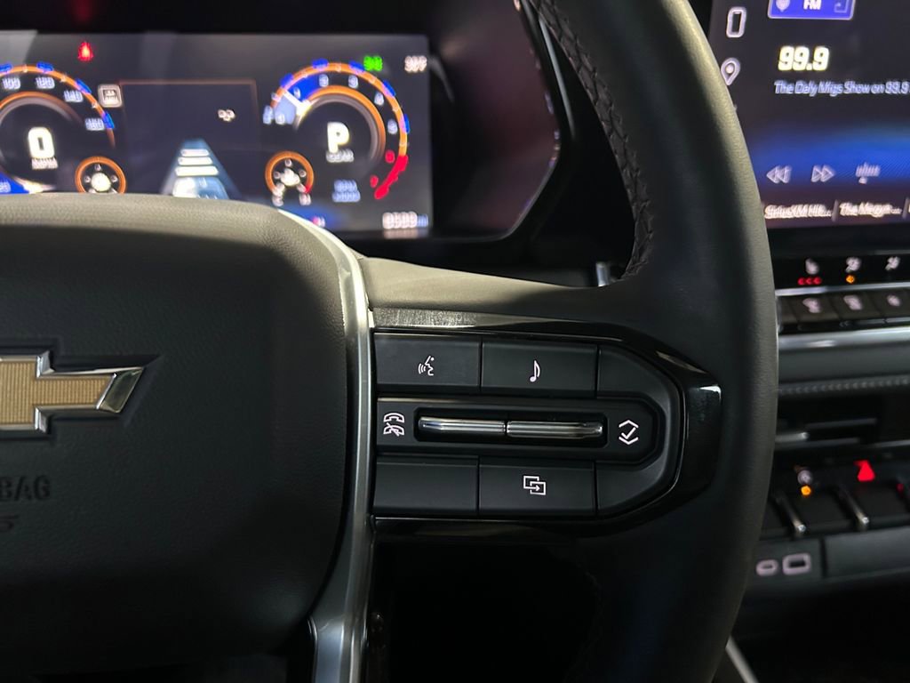 Used 2024 Chevrolet Colorado LT w/ LT Convenience Package II image 18