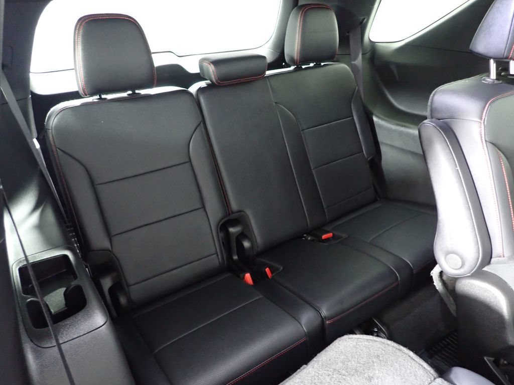 Used 2025 Chevrolet Traverse Z71 w/ Driver Confidence Package AWD/4WD image 38