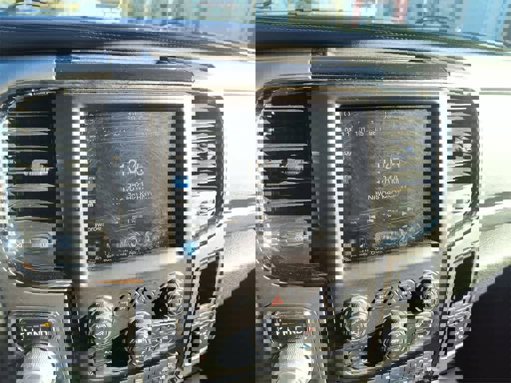 Used 2014 RAM 1500 Sport w/ Sport Premium Group image 16