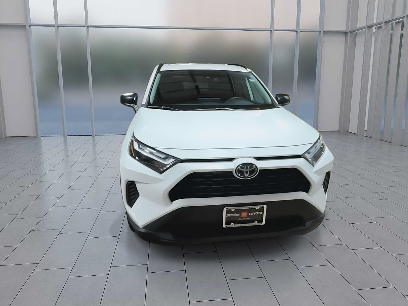 Used 2023 Toyota RAV4 LE AWD/4WD image 3