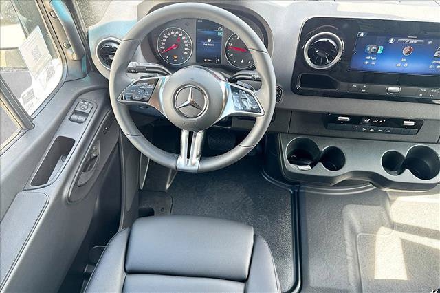 New 2026 Mercedes-Benz Sprinter 2500 image 19