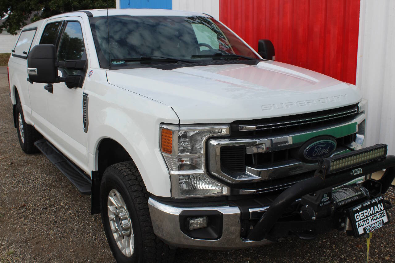 Used 2020 Ford F250 XLT w/ FX4 Off-Road Package image 4