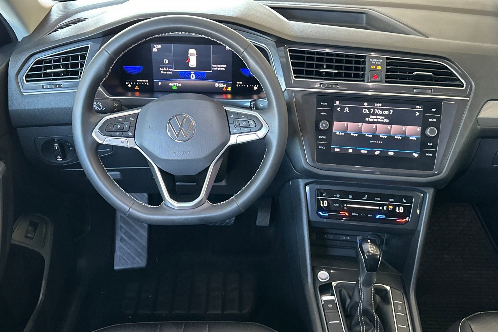Used 2022 Volkswagen Tiguan SE FWD image 15