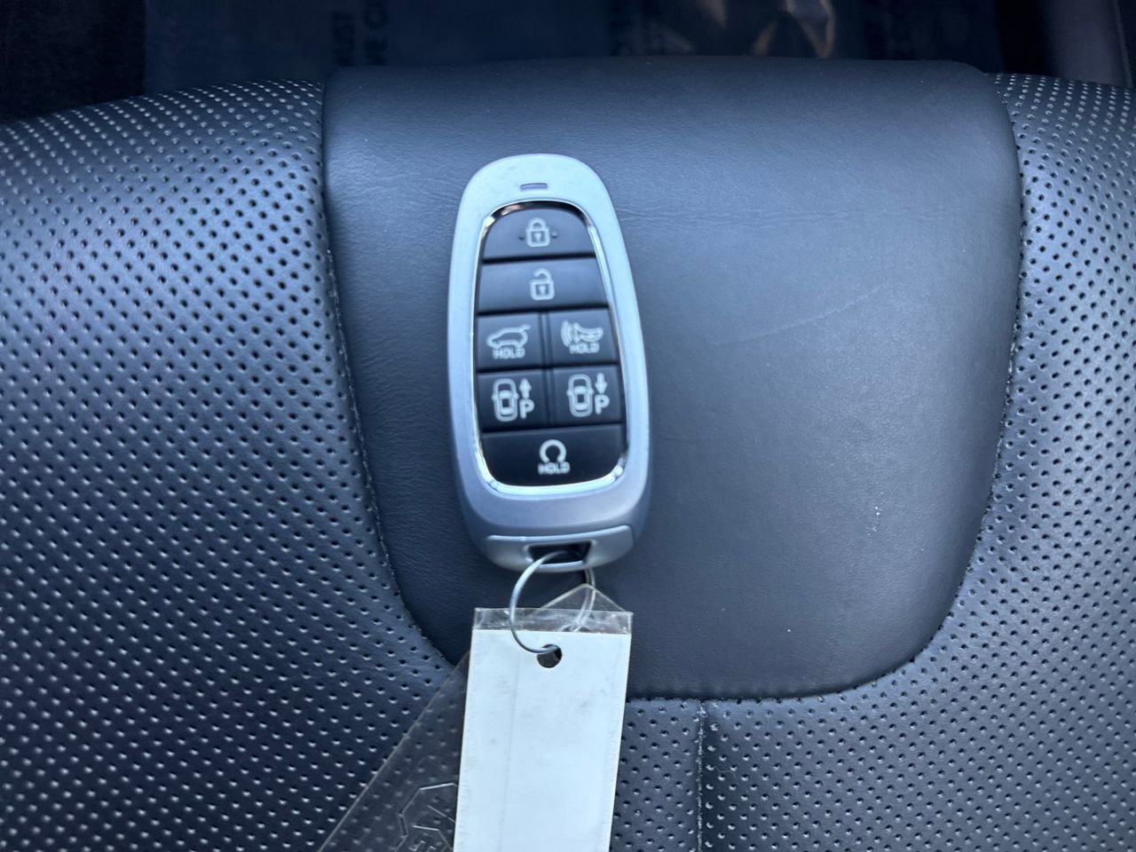 Used 2022 Hyundai Santa Fe Calligraphy image 25