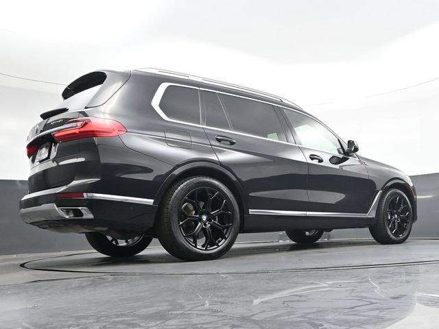 Used 2020 BMW X7 xDrive40i w/ Premium Package AWD/4WD image 34