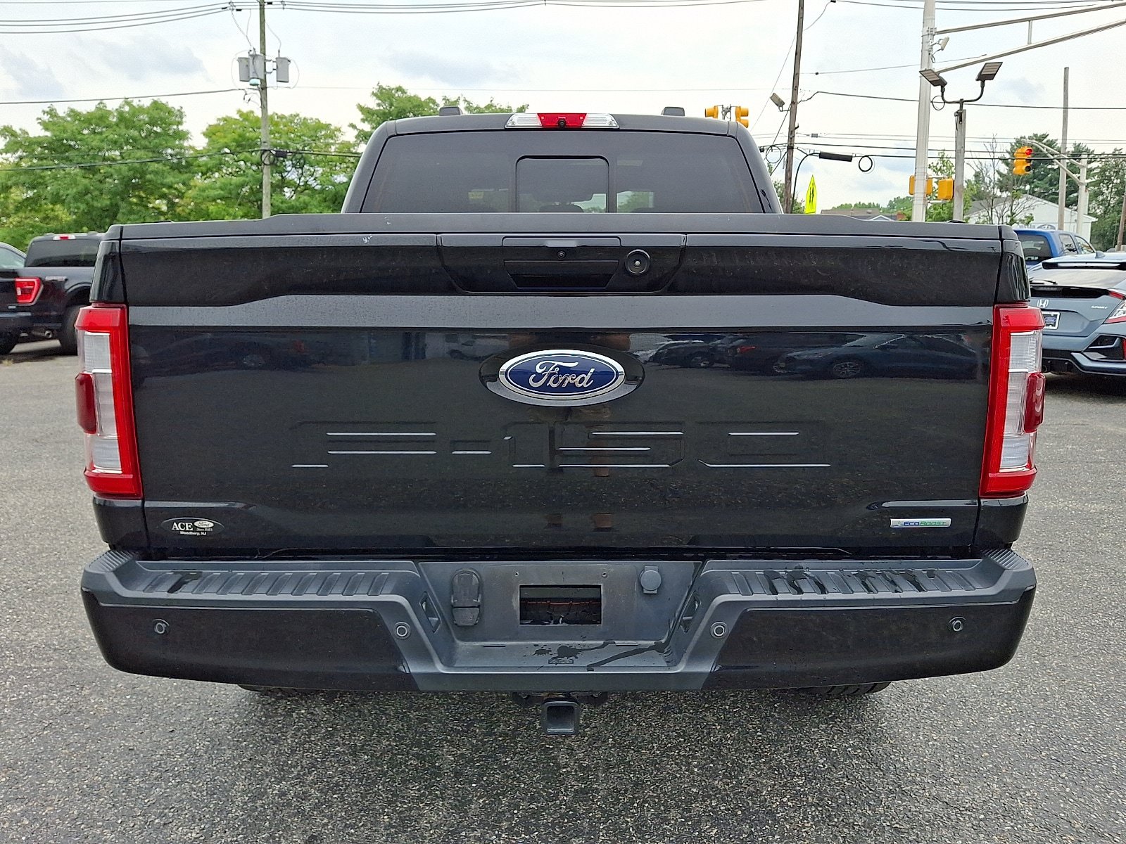 Used 2022 Ford F150 Lariat w/ Equipment Group 502A High AWD/4WD image 5