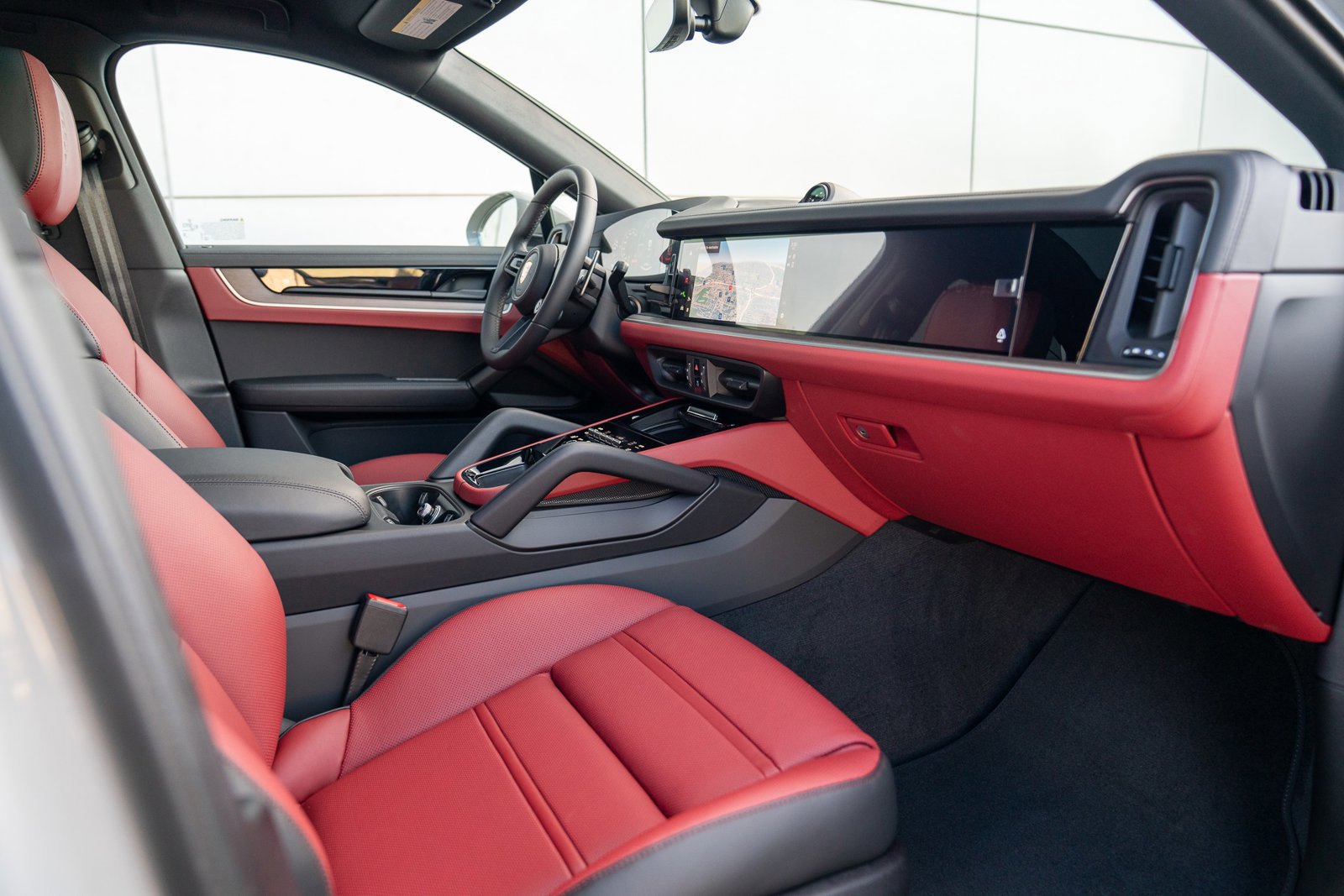 New 2026 Porsche Cayenne S image 26