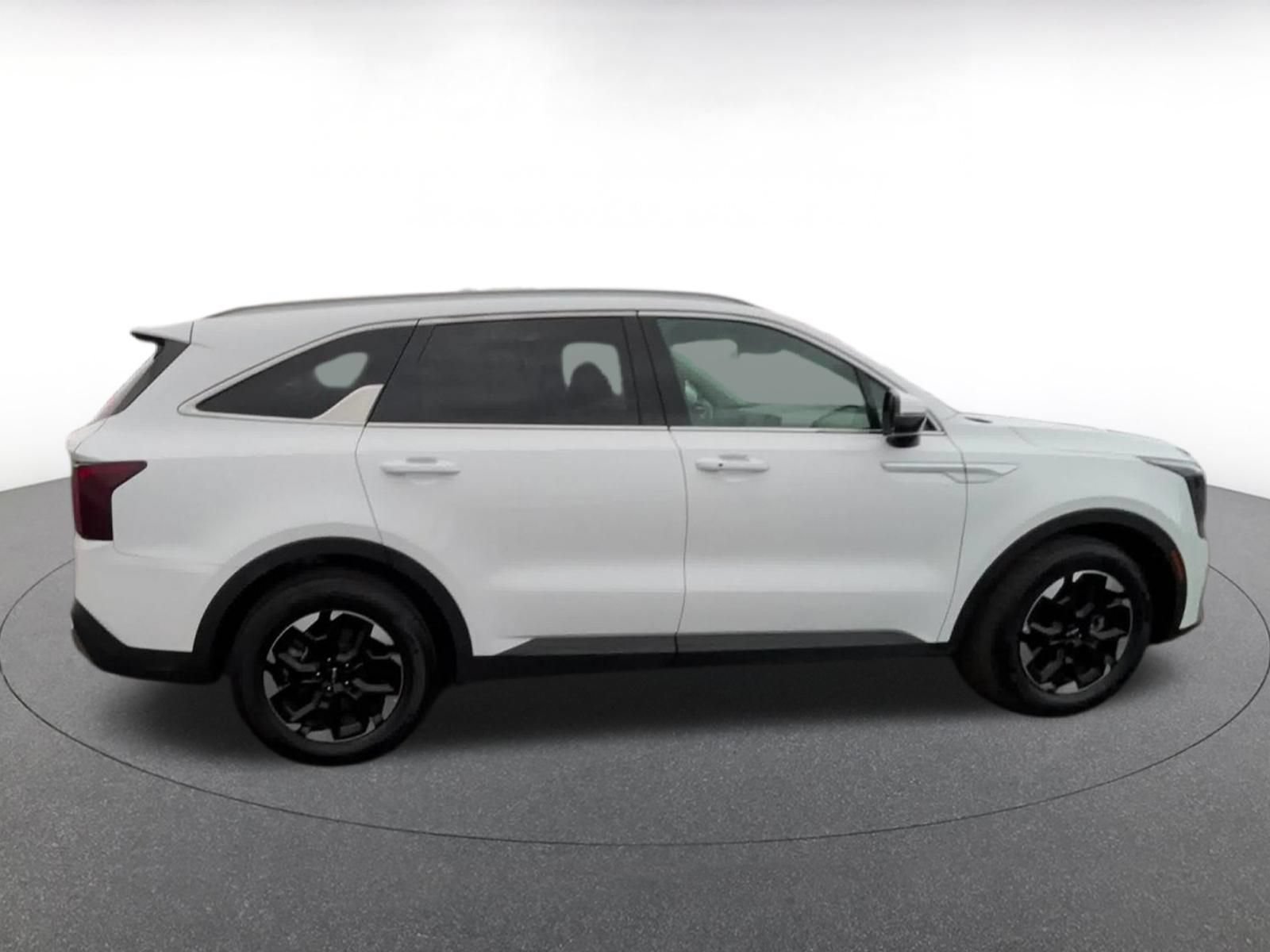 Used 2024 Kia Sorento S FWD image 15
