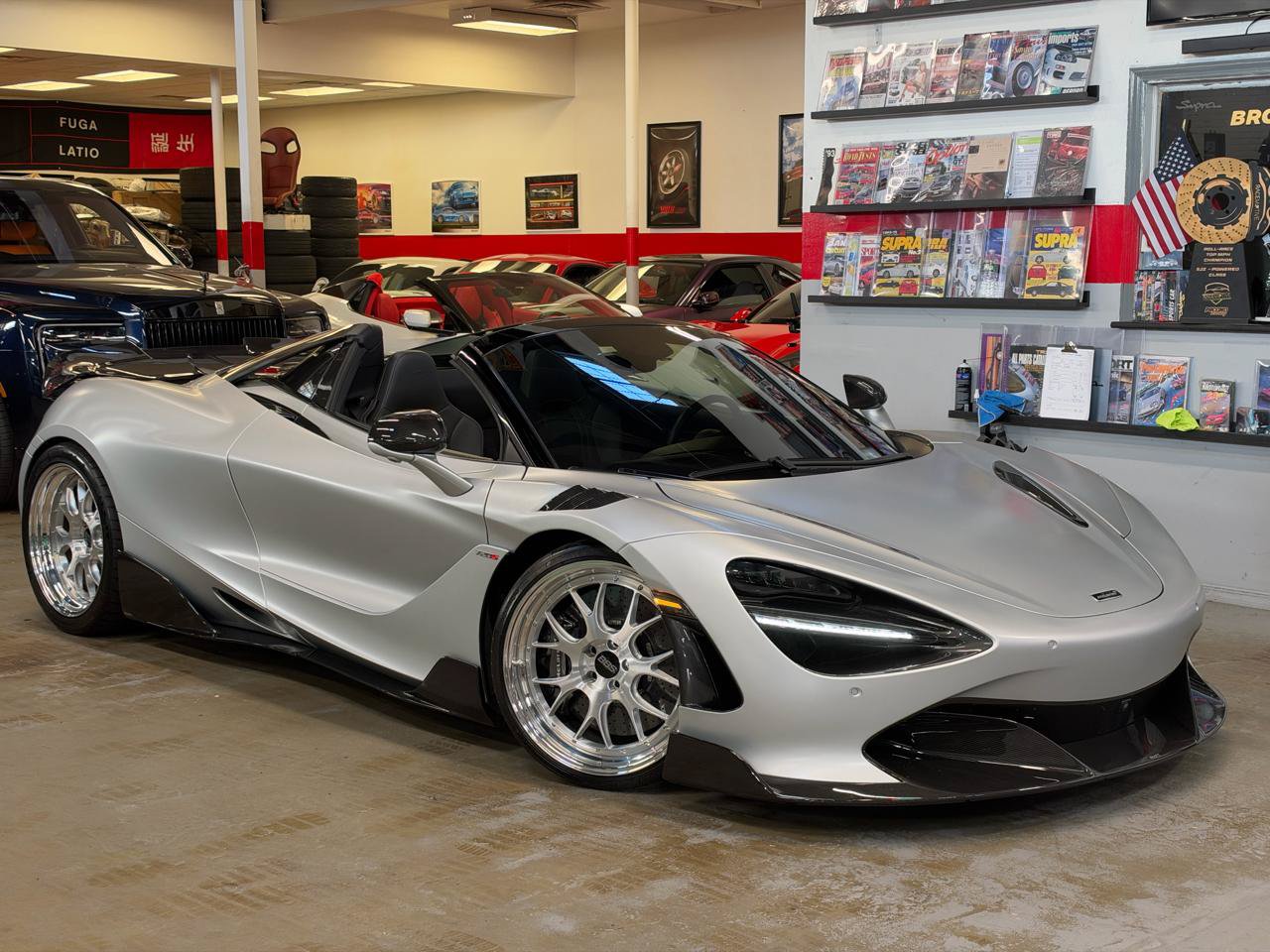 Used 2020 McLaren 720S Performance RWD image 1