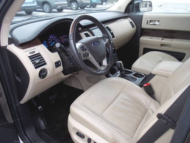 Used 2019 Ford Flex Limited image 11