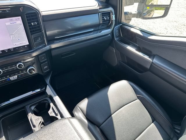 Used 2023 Ford F250 Lariat w/ Lariat Ultimate Package AWD/4WD image 21