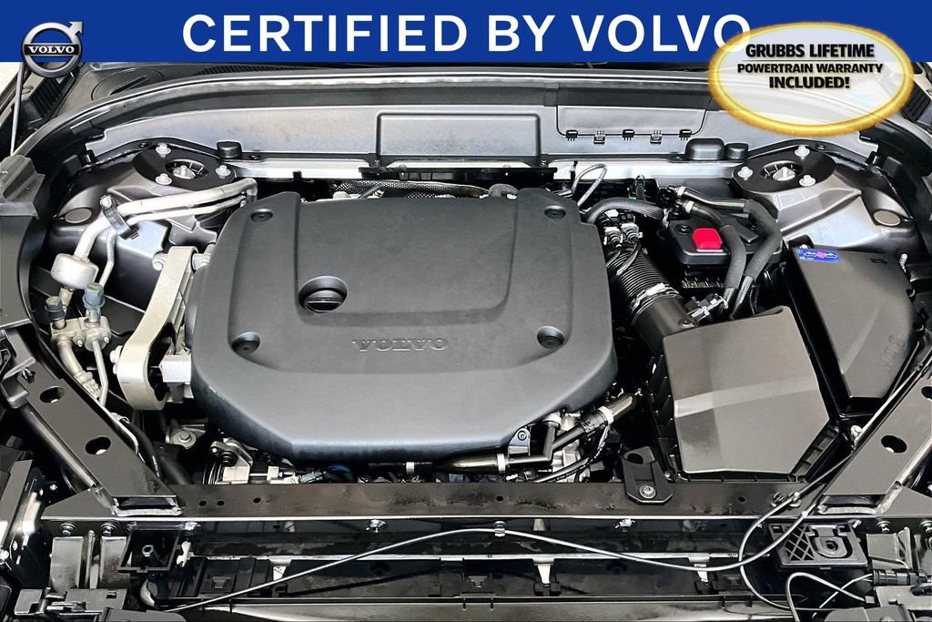 Certified 2023 Volvo XC60 B6 Ultimate w/ Protection Package Premier image 13