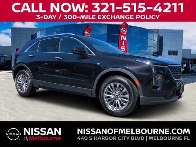 Used 2025 Cadillac XT4 Premium Luxury image 1