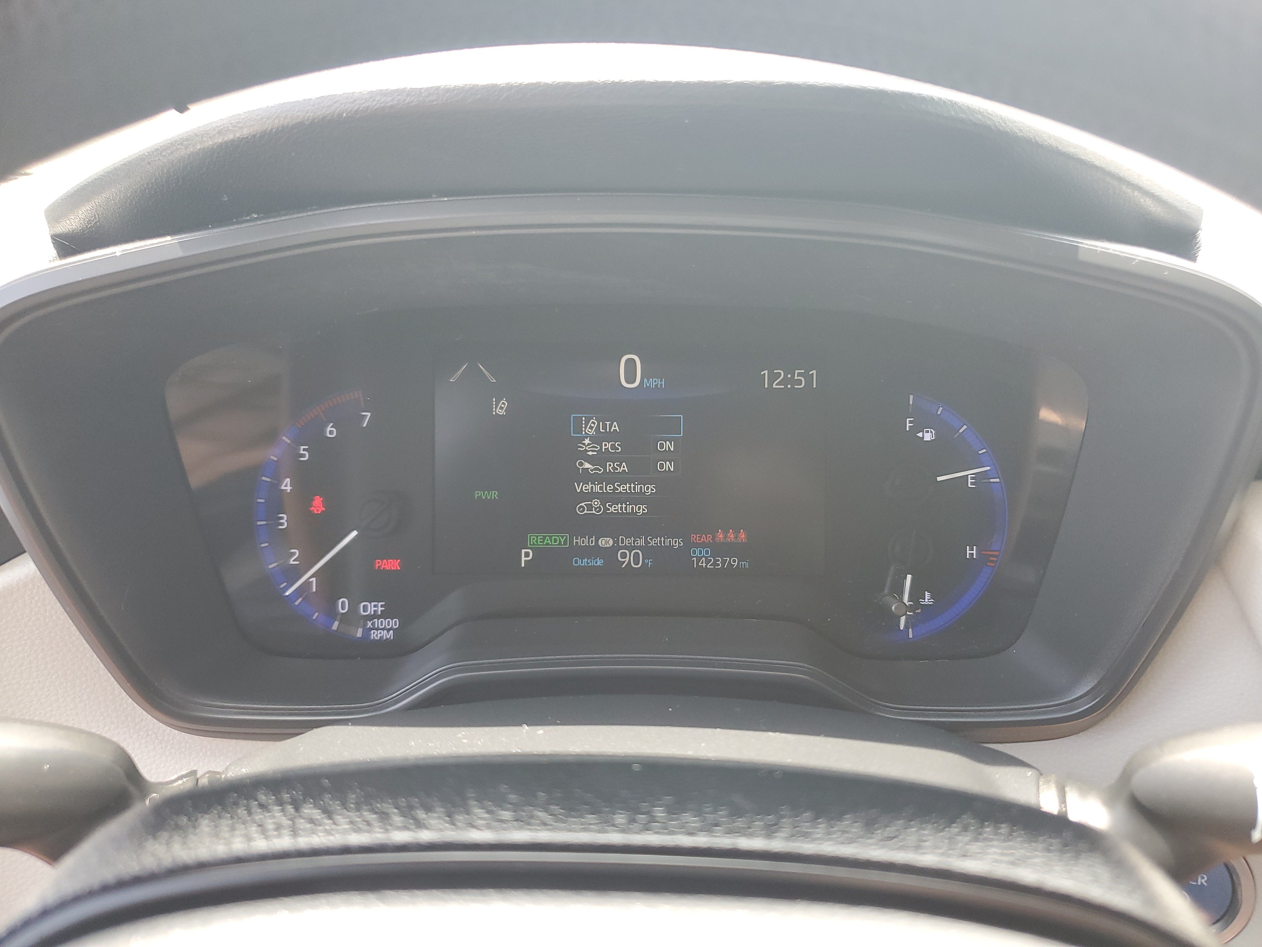 Used 2020 Toyota Corolla LE w/ Carpet Mat Package (TMS) FWD image 21