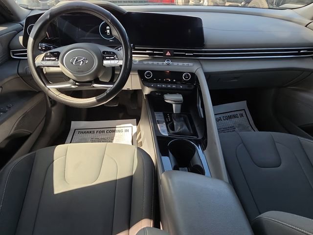 Used 2023 Hyundai Elantra SEL w/ Convenience Package FWD image 13