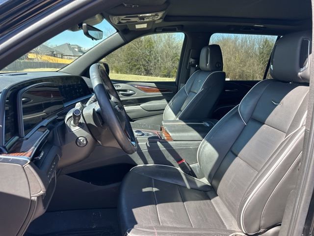 Used 2022 Cadillac Escalade ESV Premium Luxury image 9